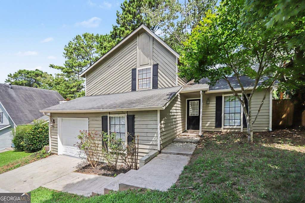 Photo of 706 Durham Crossing, Stone Mountain, GA 30083 (MLS # 10826531)