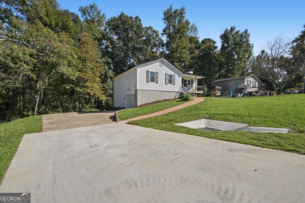 Photo of 640 Valerie Circle, Hiram, GA 30141 (MLS # 10874524)