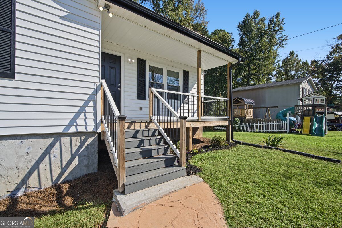 640 Valerie CIR