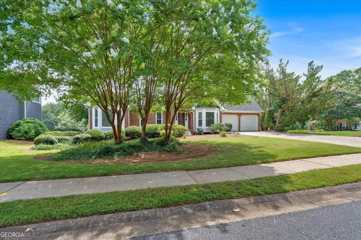 Highland Pointe - Residential