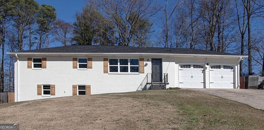 A MUST SEE!! Newly remodeled ranch on a full finished walkout basement in a quiet neighborhood. 4 bedrooms and 3 full bathrooms with a fully fenced back yard and workshop. Close to Marietta Square/I-75/Cobb General and Kennestone Hospitals. Agents protected.