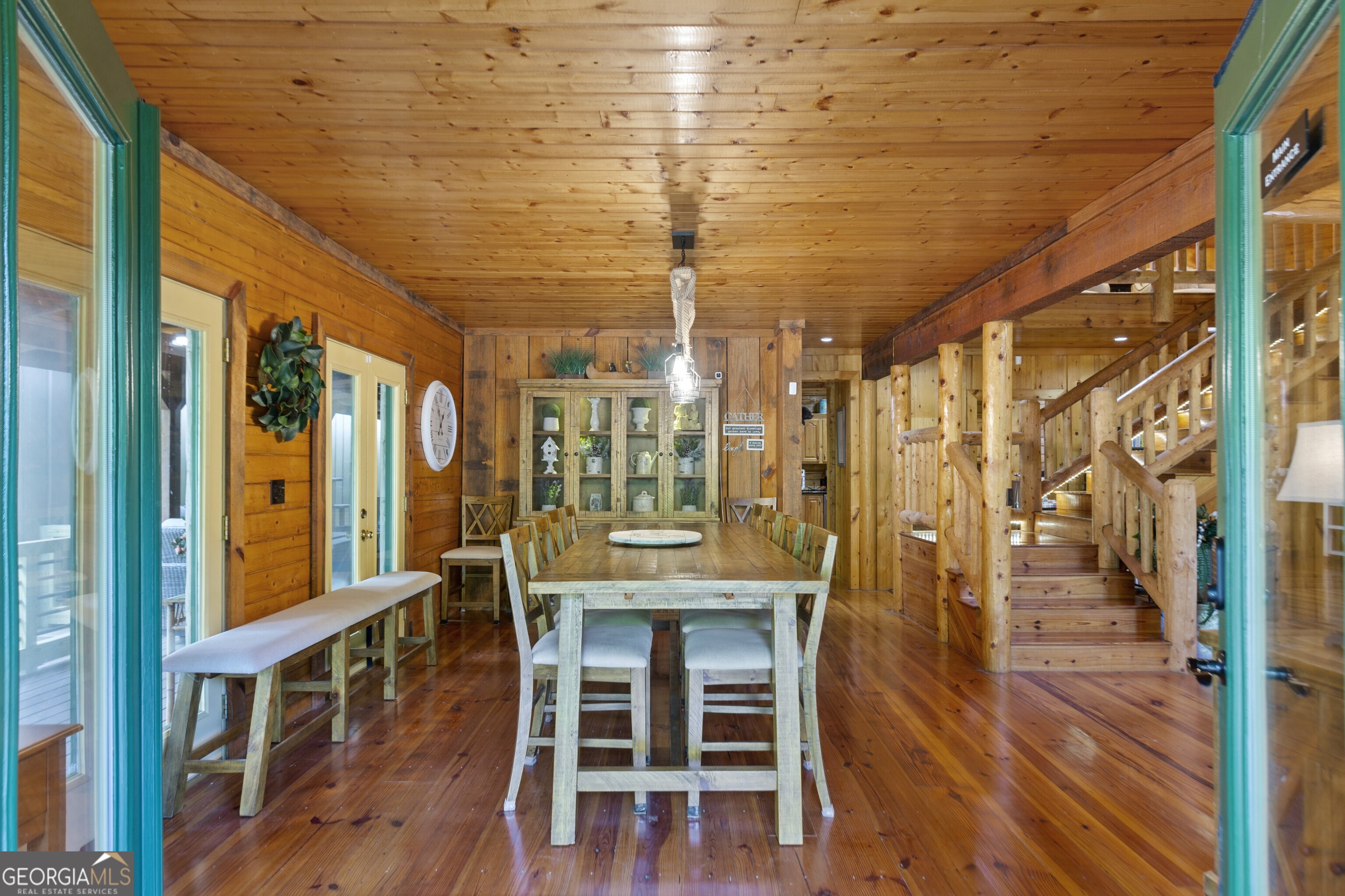 Kingston, Georgia 30145, United States, 6 Bedrooms Bedrooms, ,7 BathroomsBathrooms,Residential,Active,56165