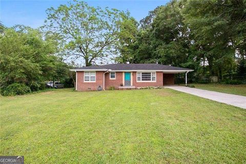 Photo of 6 Friar Tuck Road, Rome, GA 30165 (MLS # 10539629)