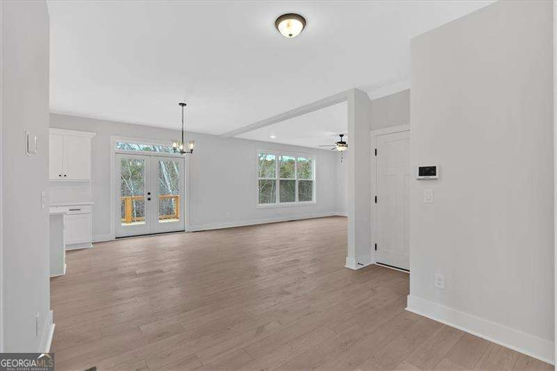 28 Creekview DR SE