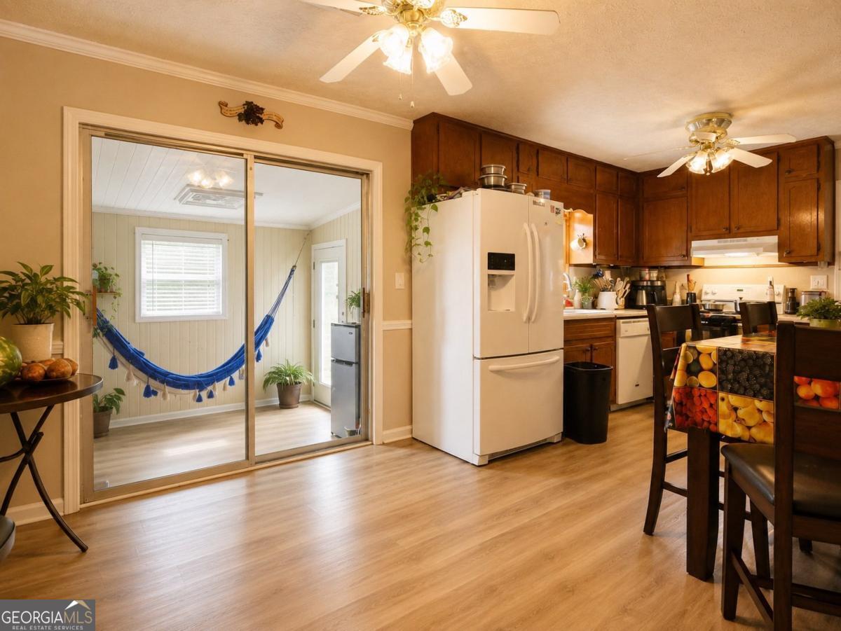 3102 Hamilton RD
