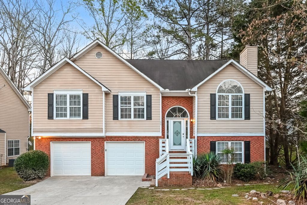 Photo of 194 Shadetree Lane, Lawrenceville, GA 30044 (MLS # 10716094)