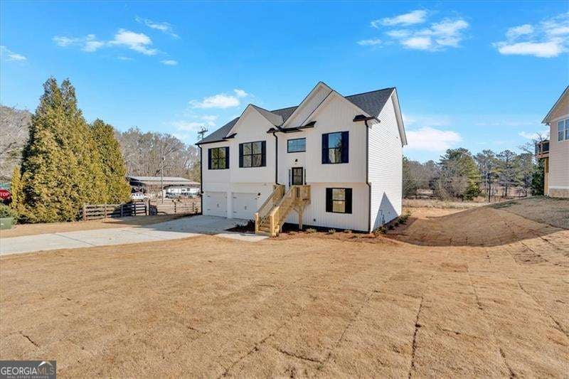 16 Mountain Chase RD