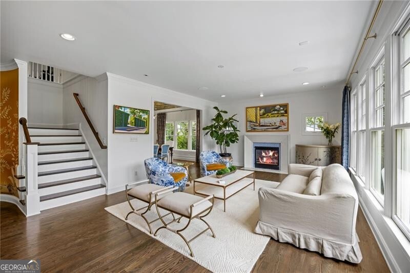 216 Pineland RD NW