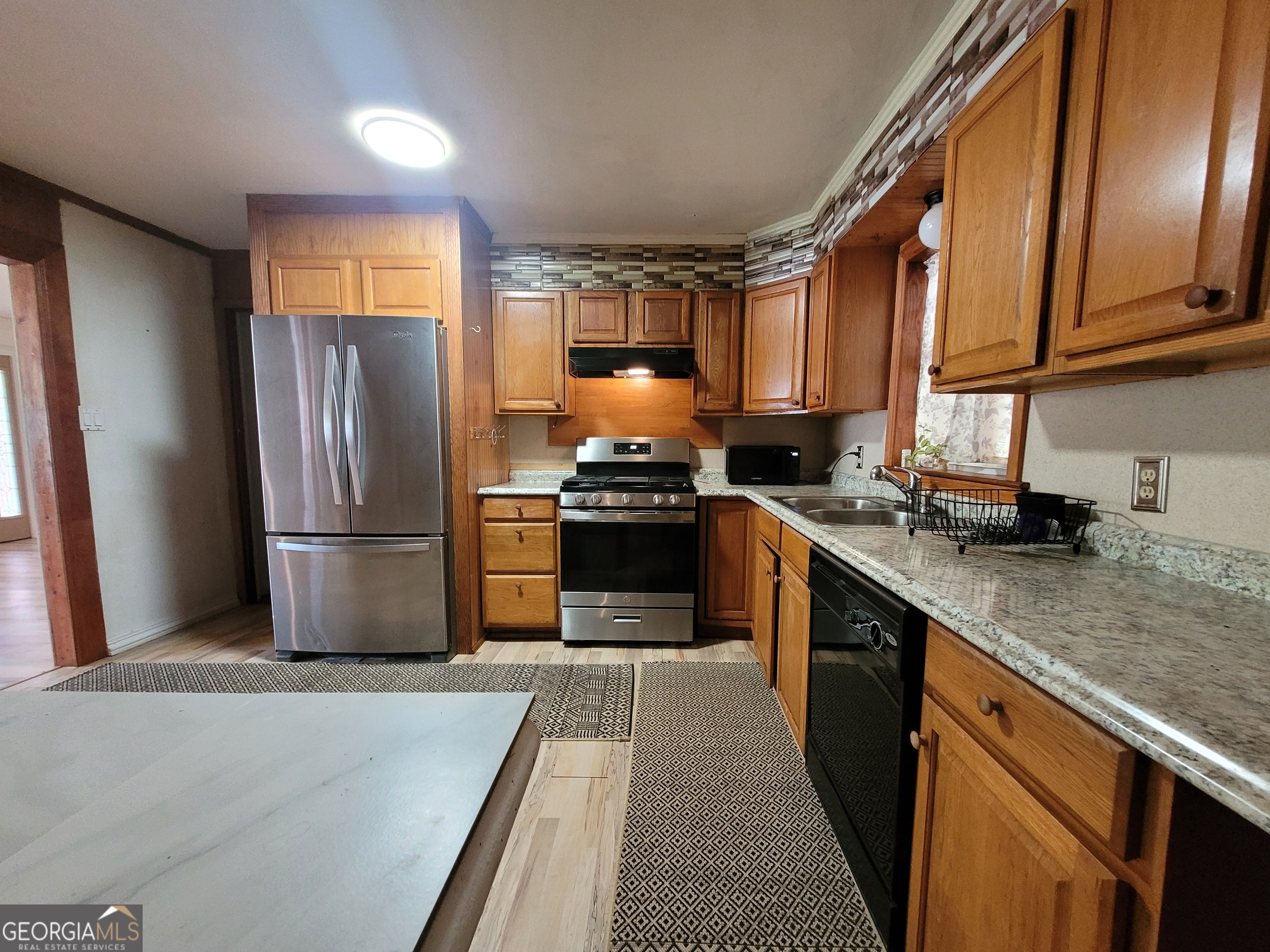 1140 Lafayette Hwy - Photo 4