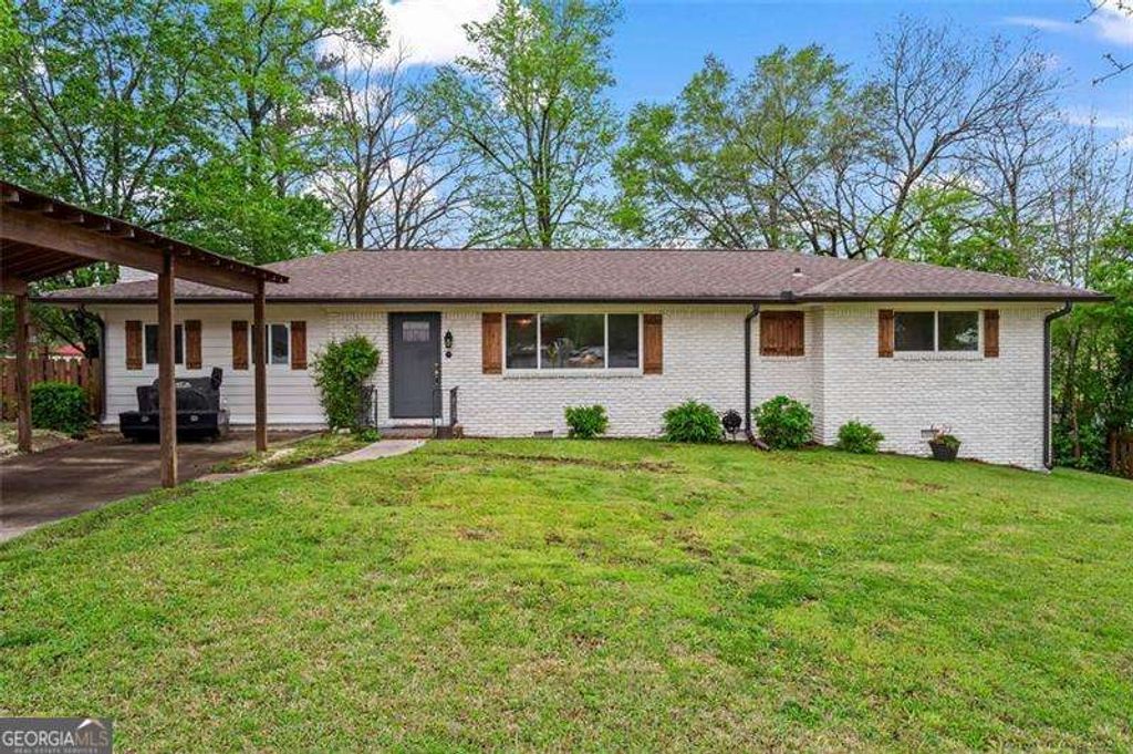 Photo of 605 ROCKY BRANCH Road, Villa Rica, GA 30180 (MLS # 10692371)