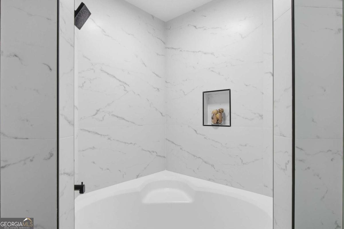 Lenox Villas - Residential