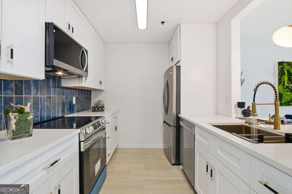 Lenox Villas - Residential