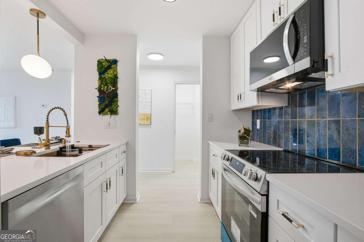 Lenox Villas - Residential