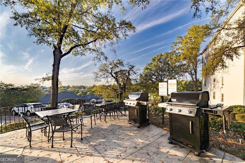 Lenox Villas - Residential