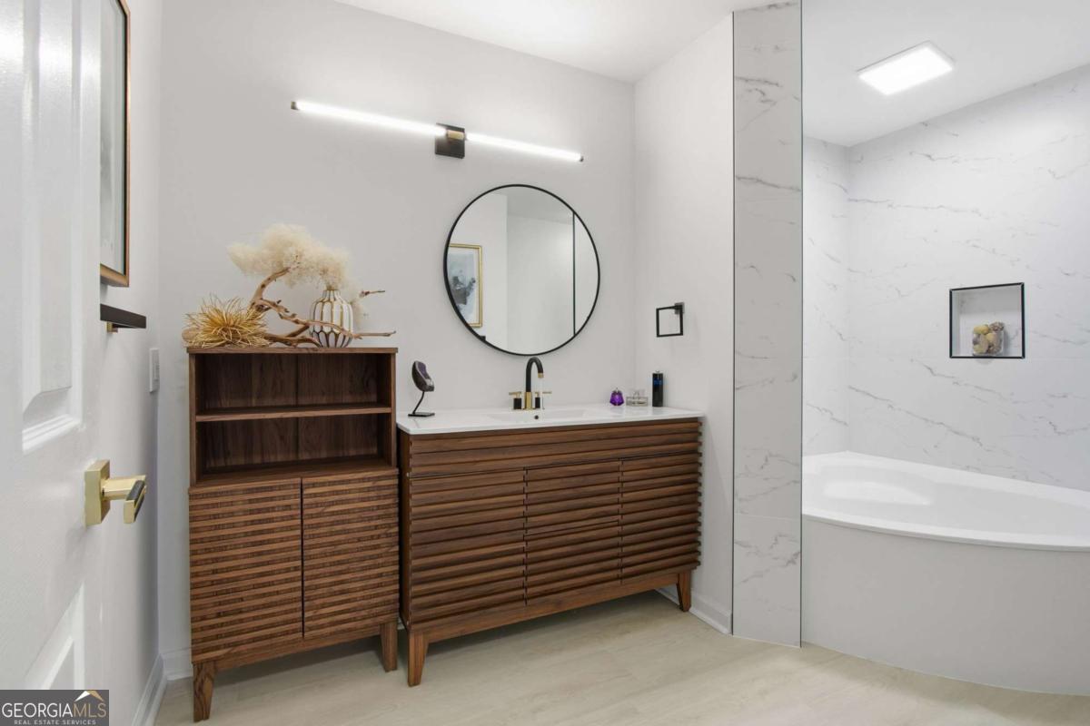 Lenox Villas - Residential