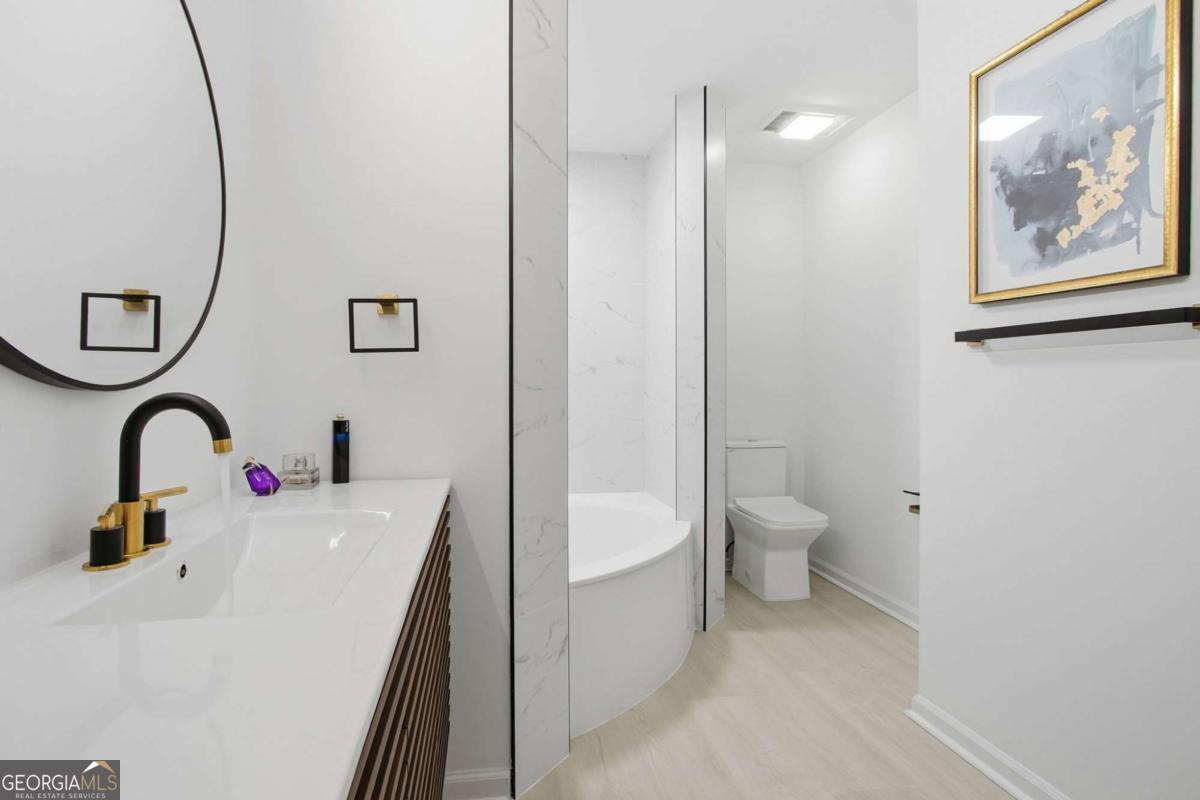 Lenox Villas - Residential