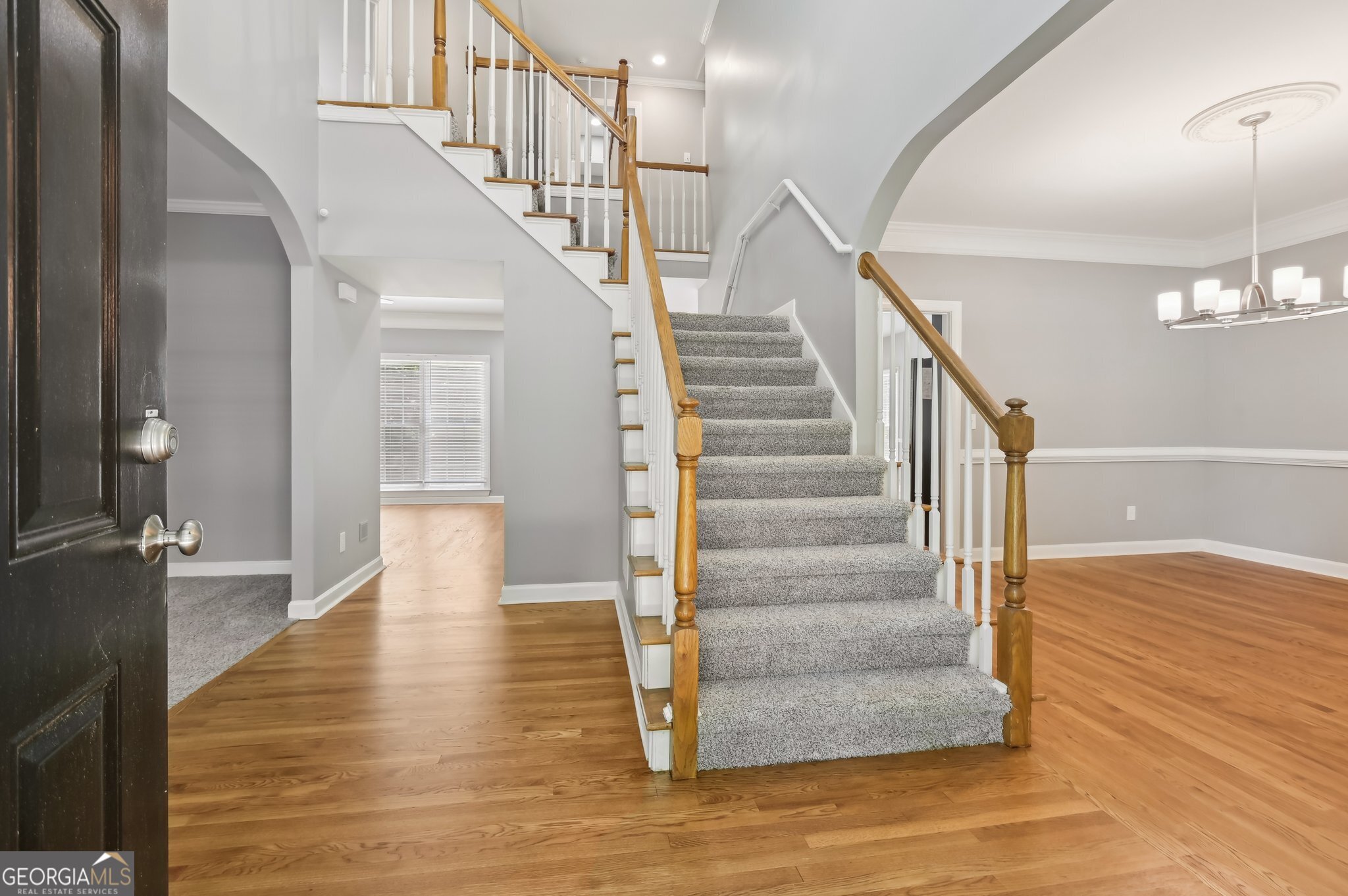 1112 Montclair DR