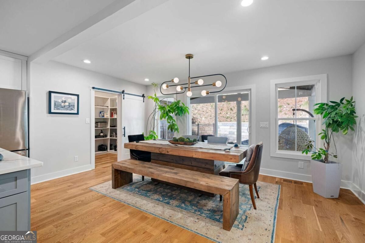 1066 Mcconnell DR