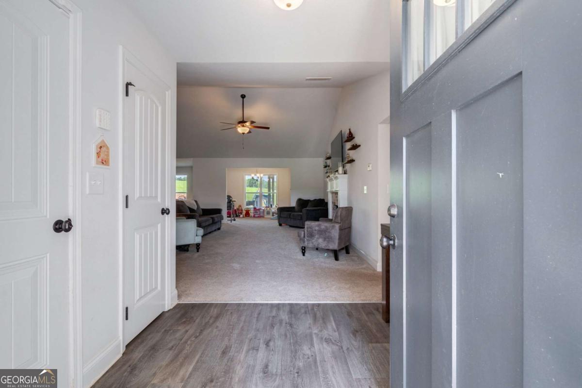327 Skyview DR