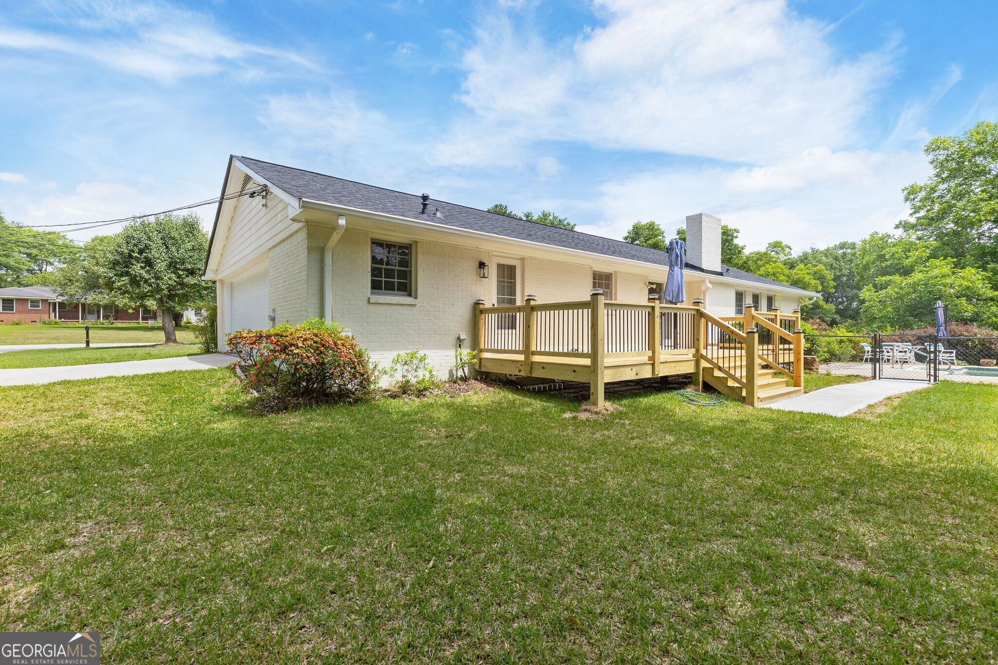 256 Teresa LN