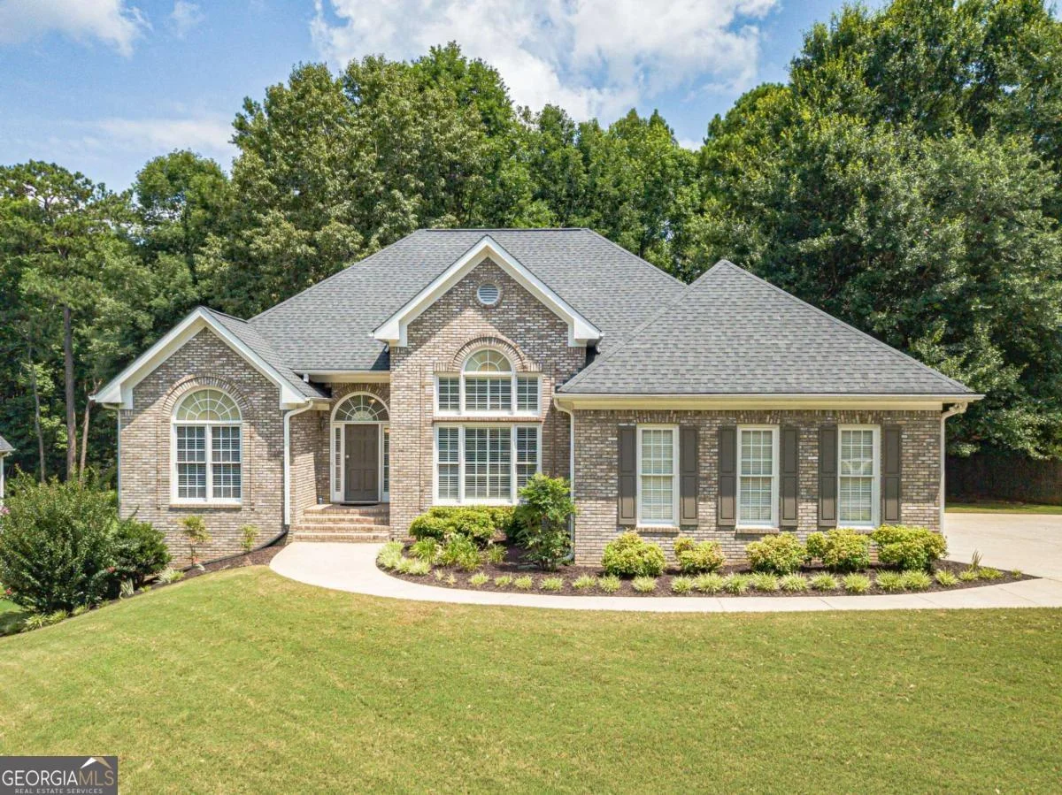 1114 Maple Creek Ridge