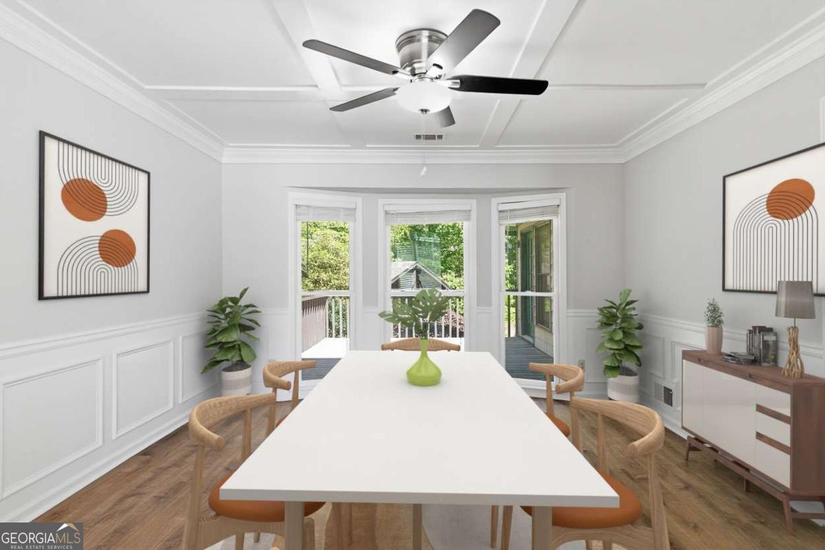 1156 Meadow Oaks DR NW