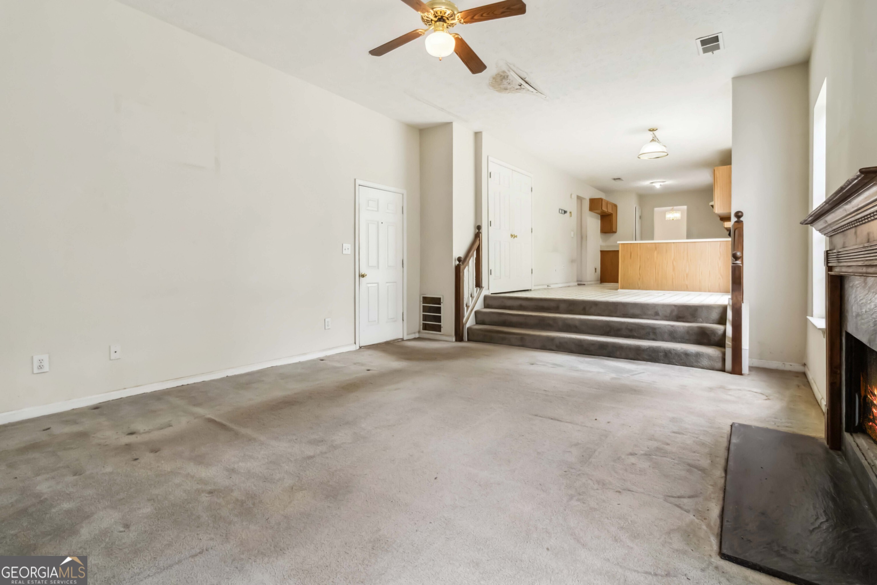 4129 Flakes Mill Manor LN