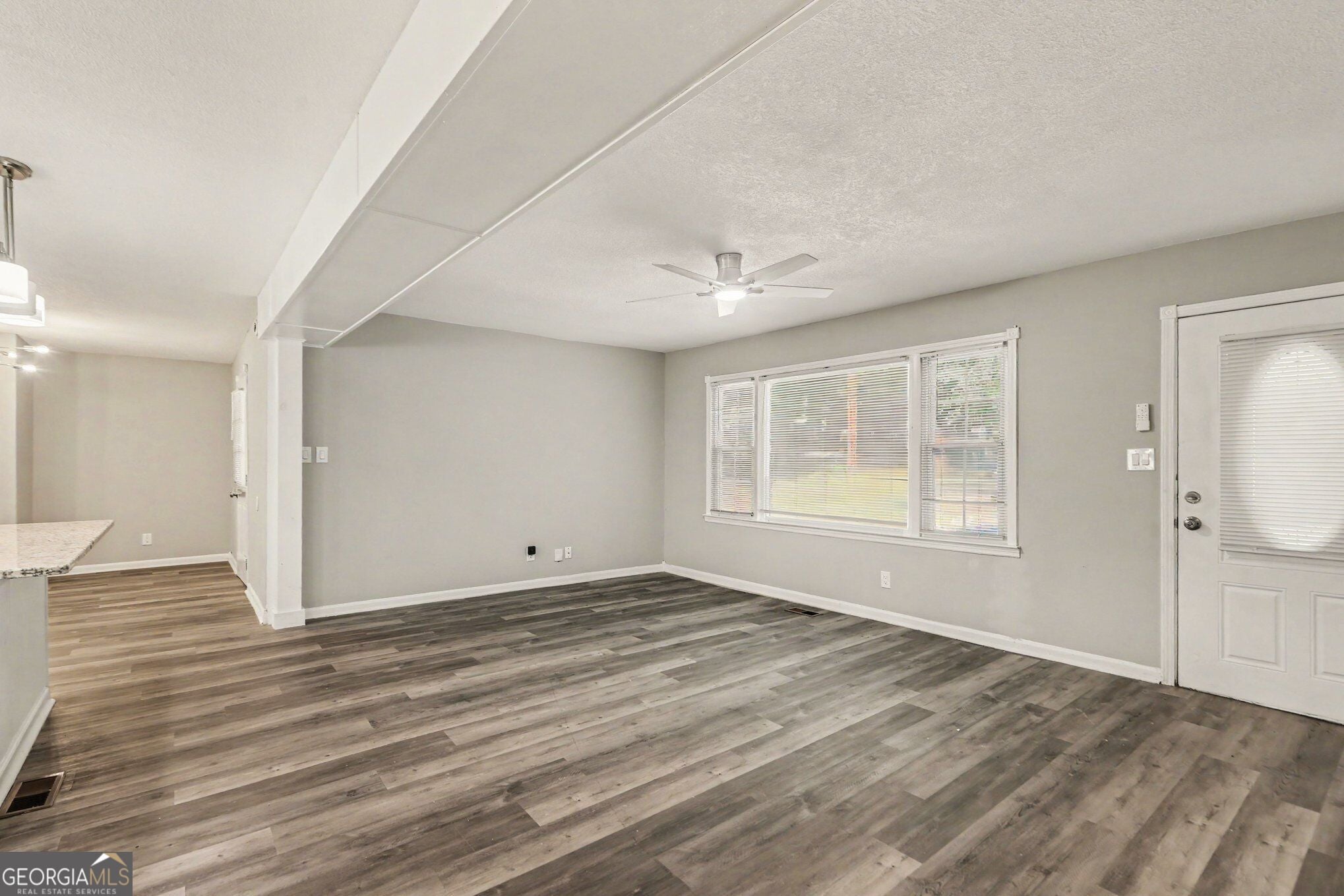 6709 Baker DR