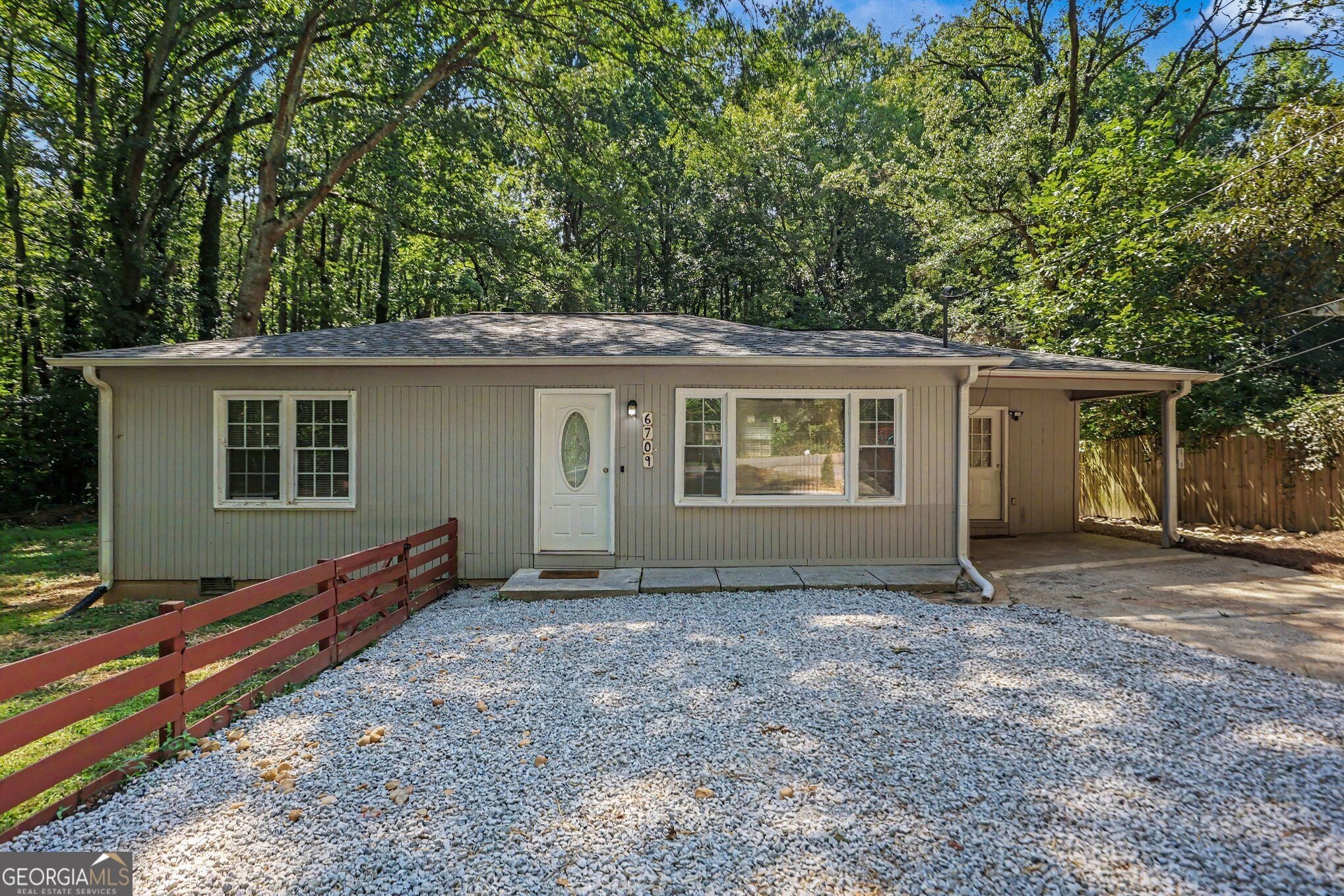 6709 Baker DR