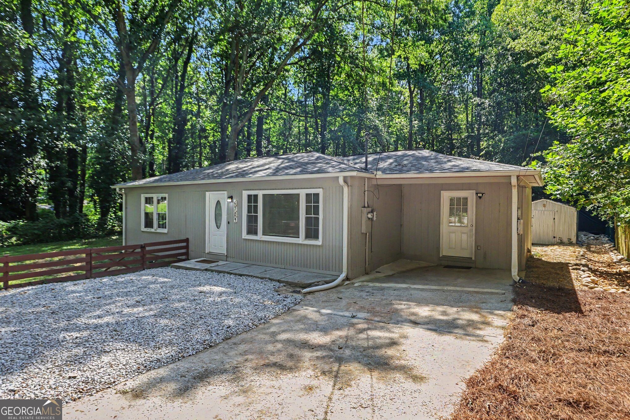 6709 Baker DR