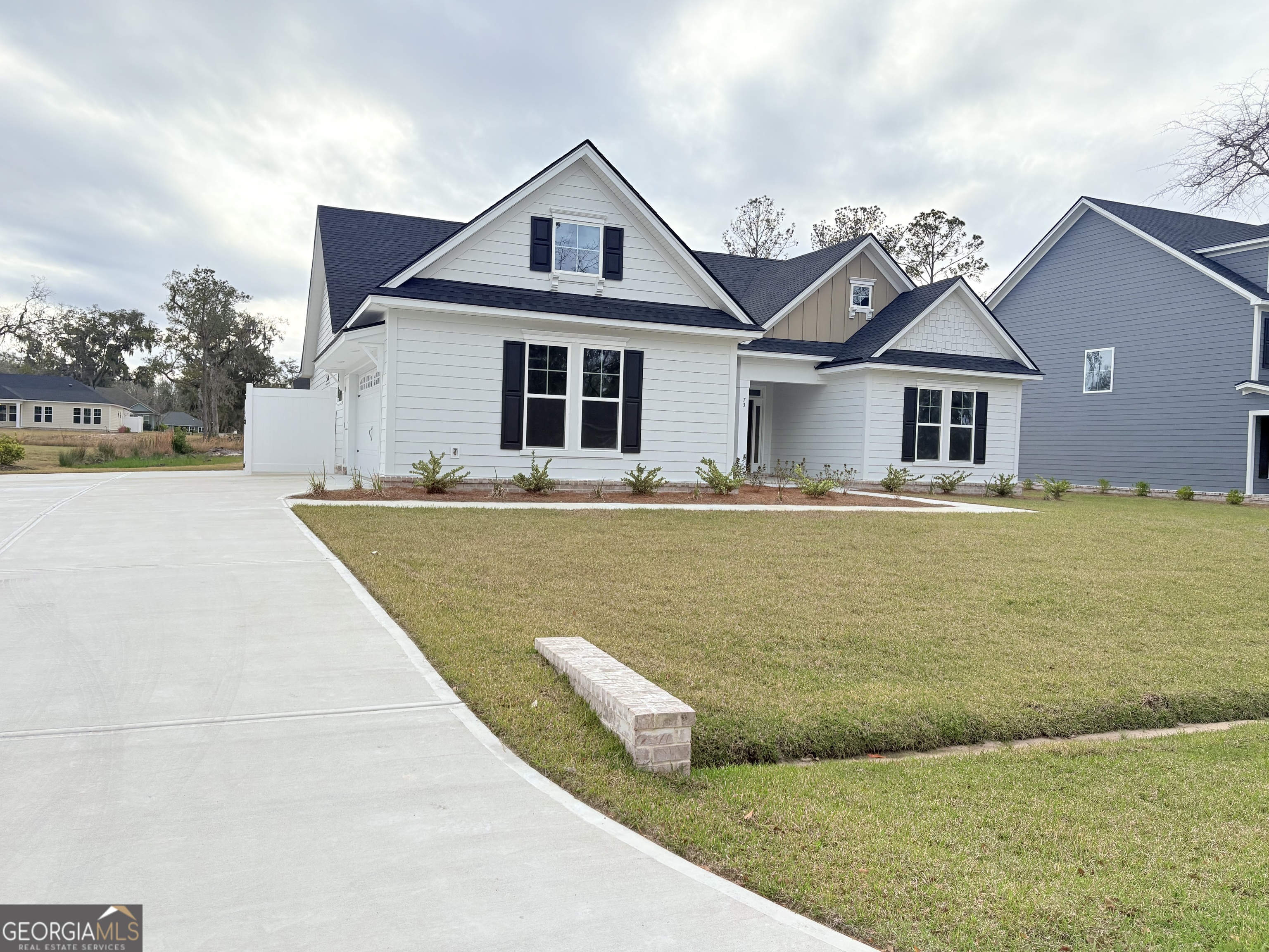 73 Fairwinds DR