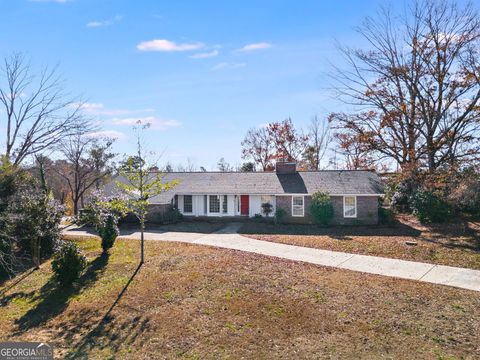 A home in Newnan