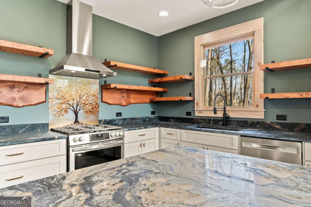 70 Cascading Brook LN