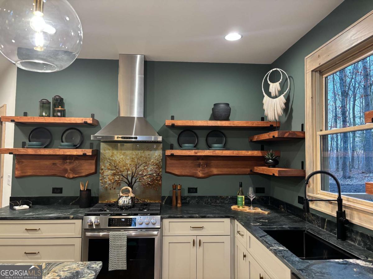 70 Cascading Brook LN