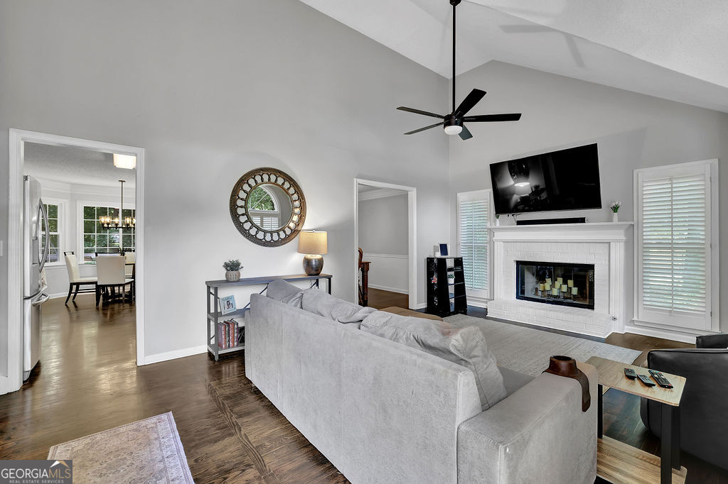 7665 Brentwood CT