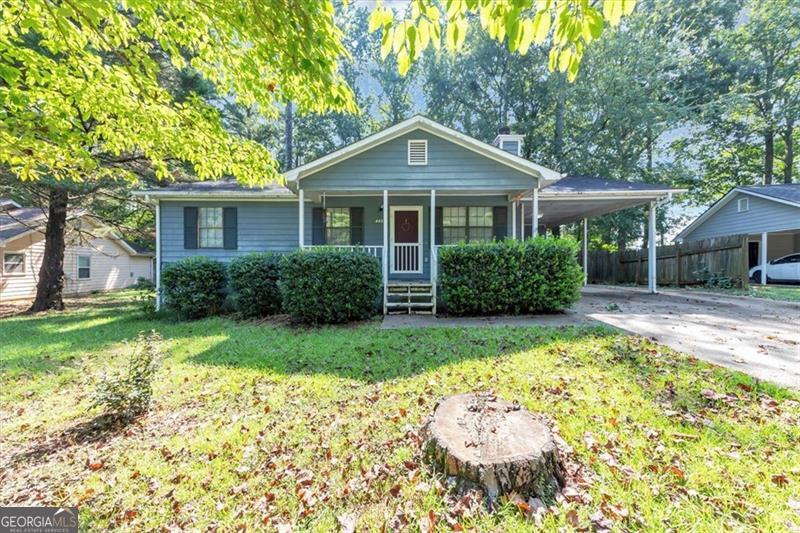 Nestled in the heart of the vibrant Norris Lake Community, this charming 3-bedroom, 2-bathroom ranch-style home offers the perfect blend of cozy comfort and modern elegance. Ideal for those seeking a personalized retreat, this home features a bright, open-concept layout that seamlessly connects the inviting family room, gourmet kitchen, and sunny breakfast nook-perfect for both everyday living and entertaining. The kitchen shines with sleek stainless steel appliances, durable solid surface countertops, and rich wood cabinetry, marrying style with functionality. The serene master suite boasts a spacious walk-in closet and a luxurious private bathroom with a newly upgraded shower. Set in a sought-after lake community, residents enjoy exclusive access to a pristine lake, playground, sparkling pool, tennis courts, and a sandy beach, creating an idyllic backdrop for an active and relaxed lifestyle. This move-in-ready gem is ready to become your forever home!