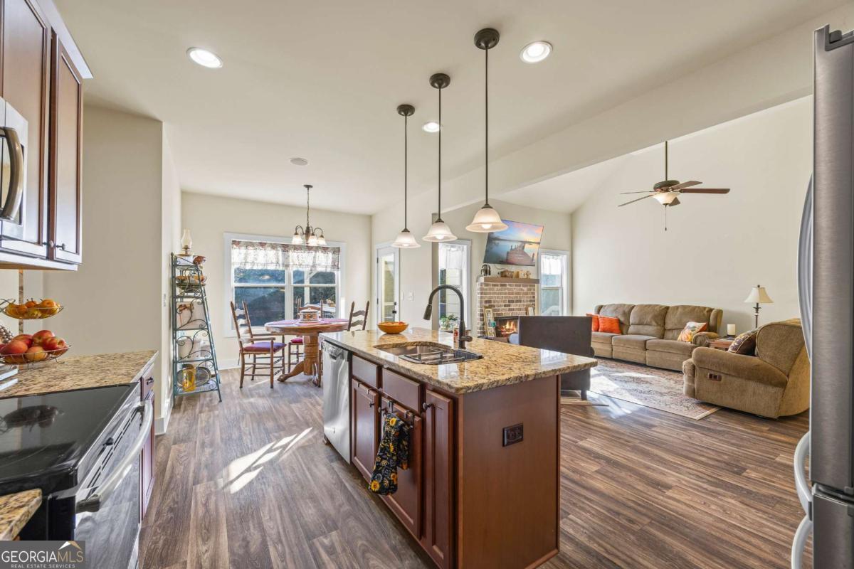 393 Old Good Hope RD