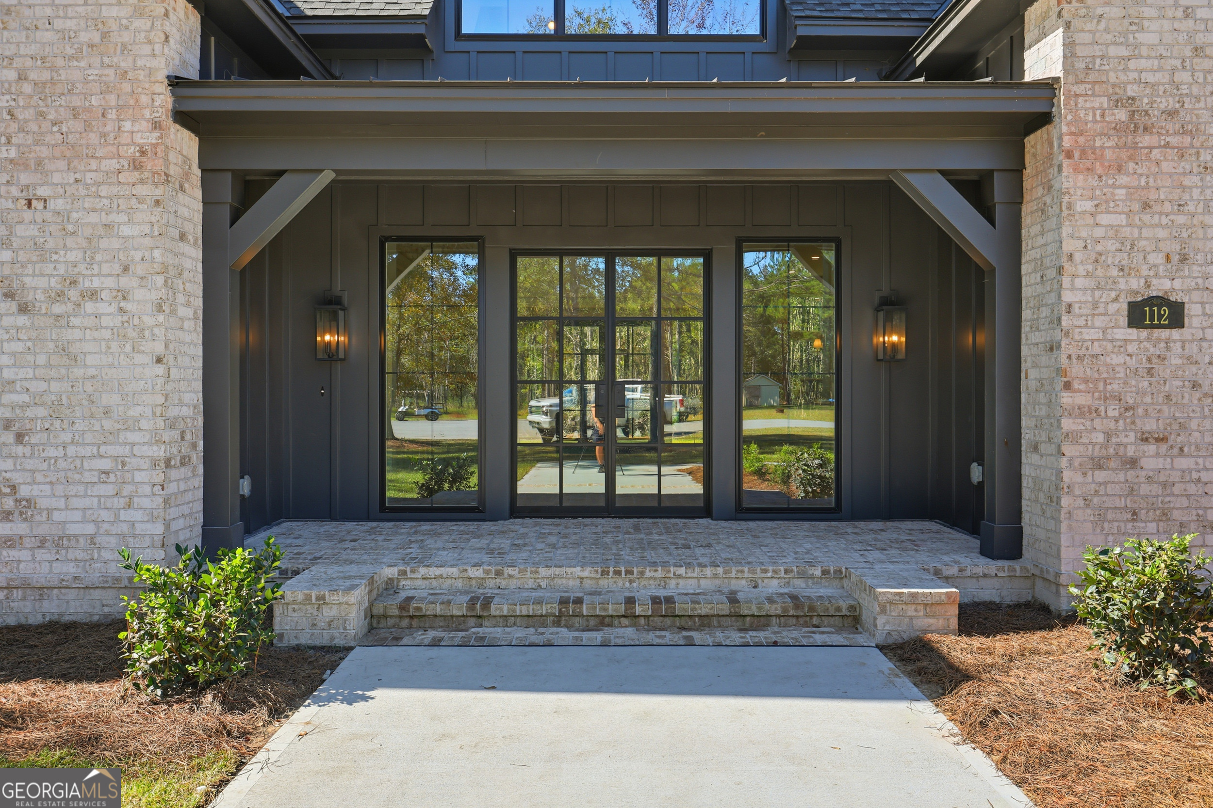 112 Wakefield DR
