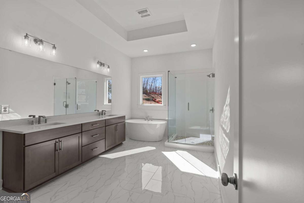 Ellis - Residential