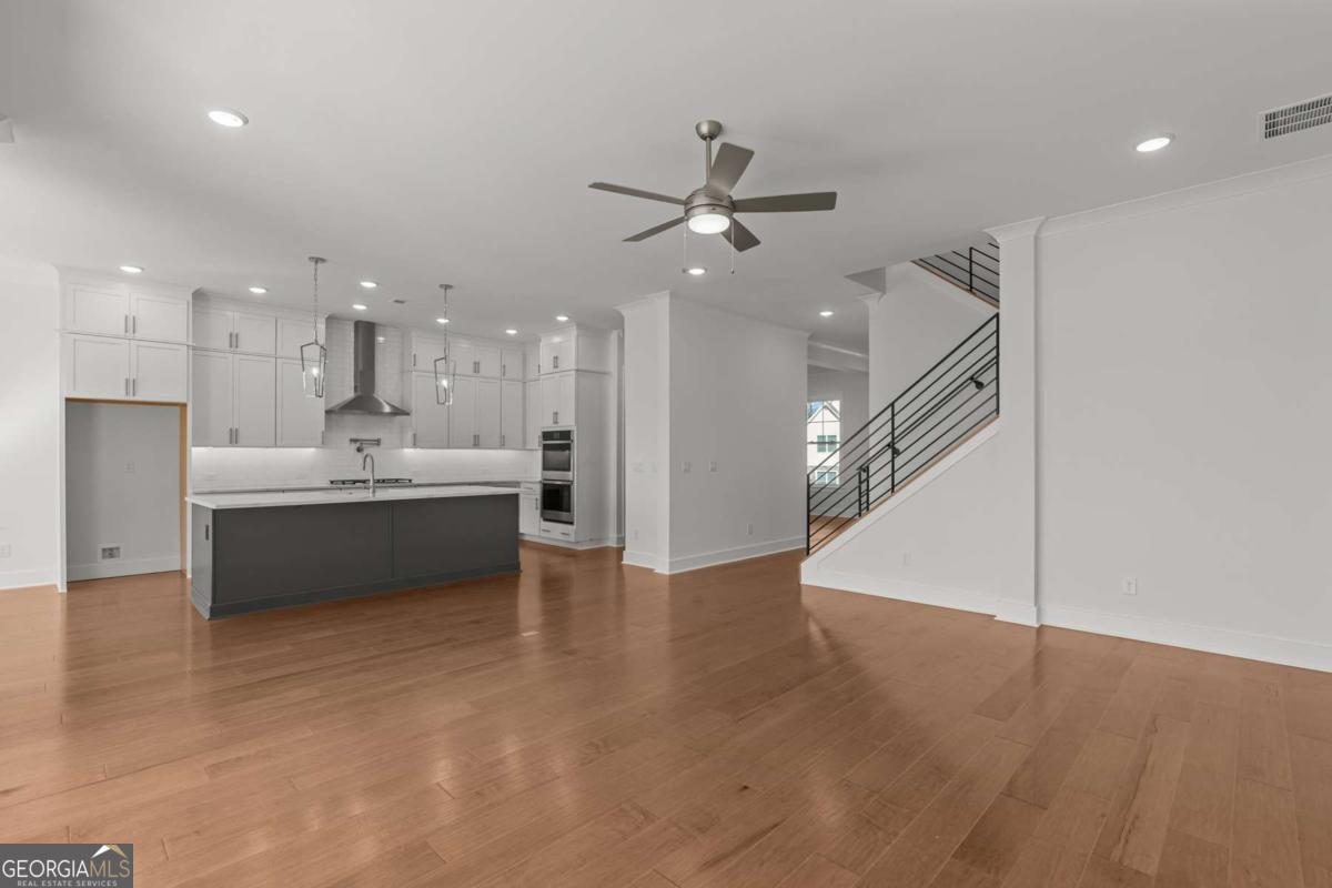 Ellis - Residential