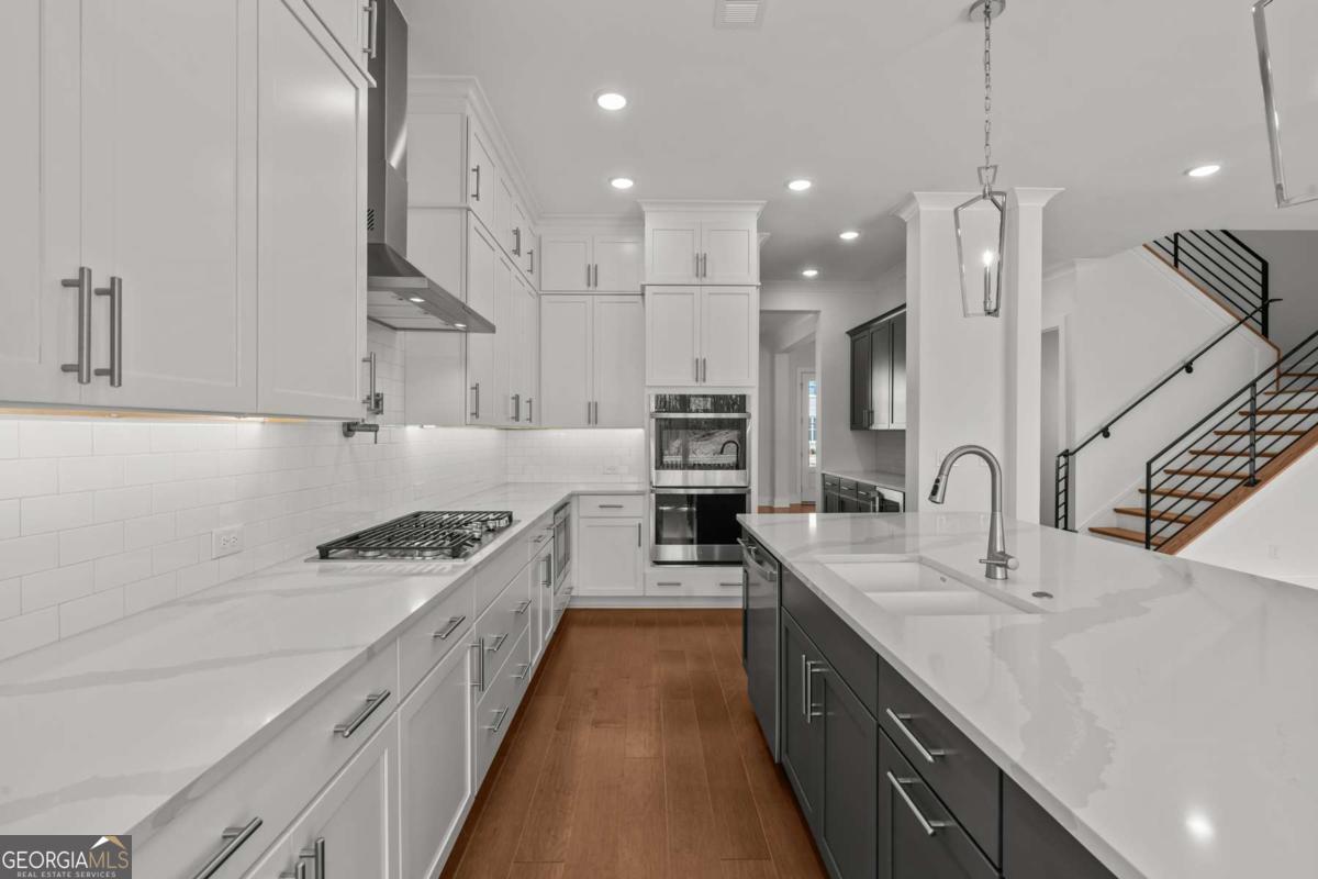 Ellis - Residential