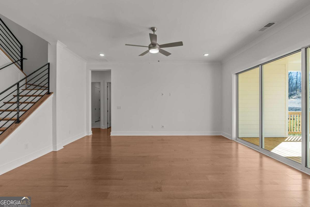 Ellis - Residential