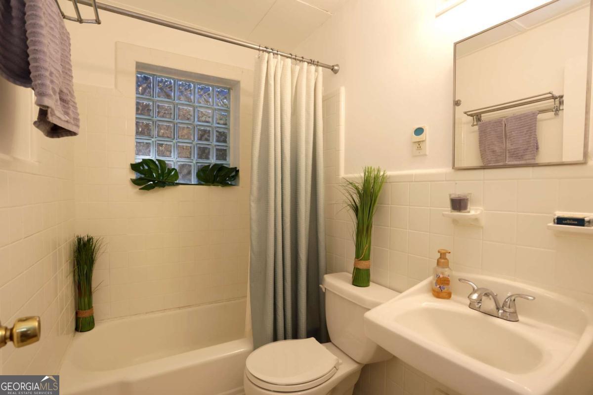 819 DURANT PL NE 819-6