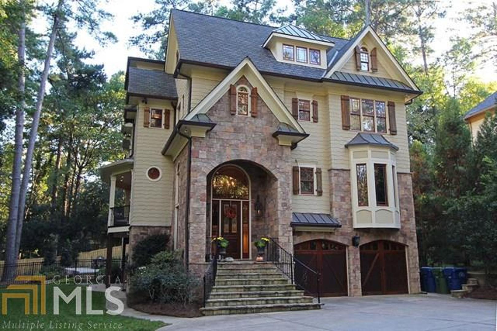 Pine Hills - Residential