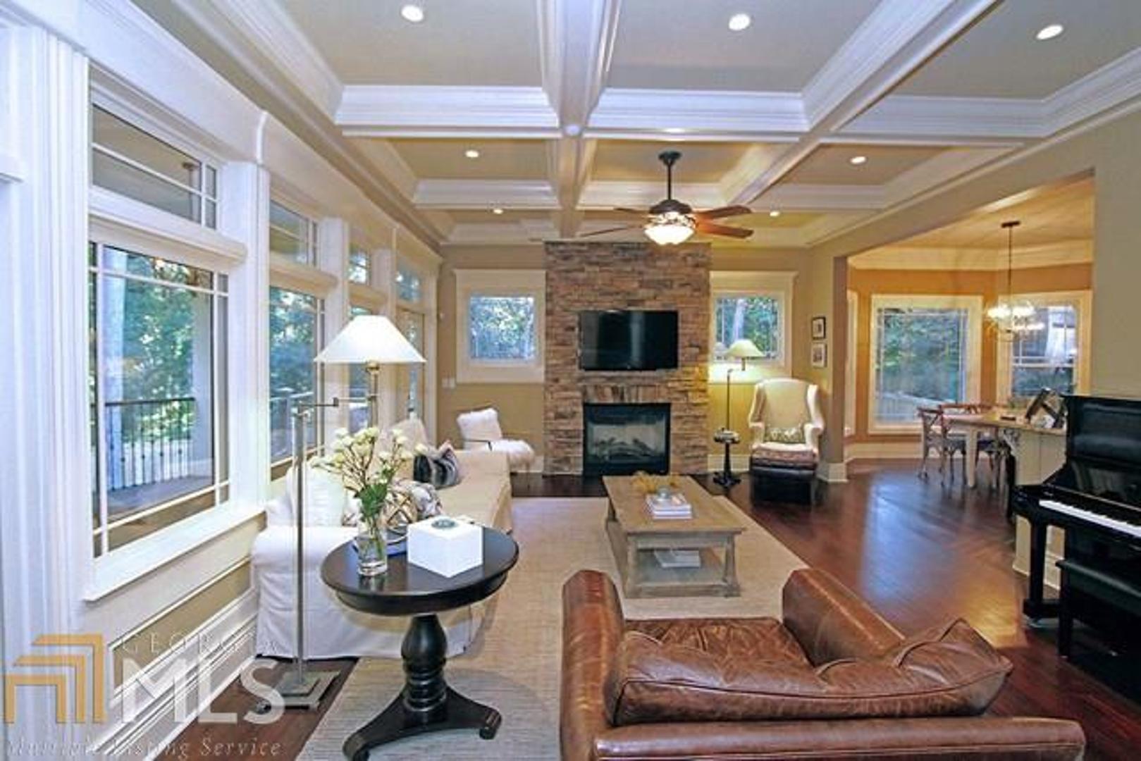 Pine Hills - Residential