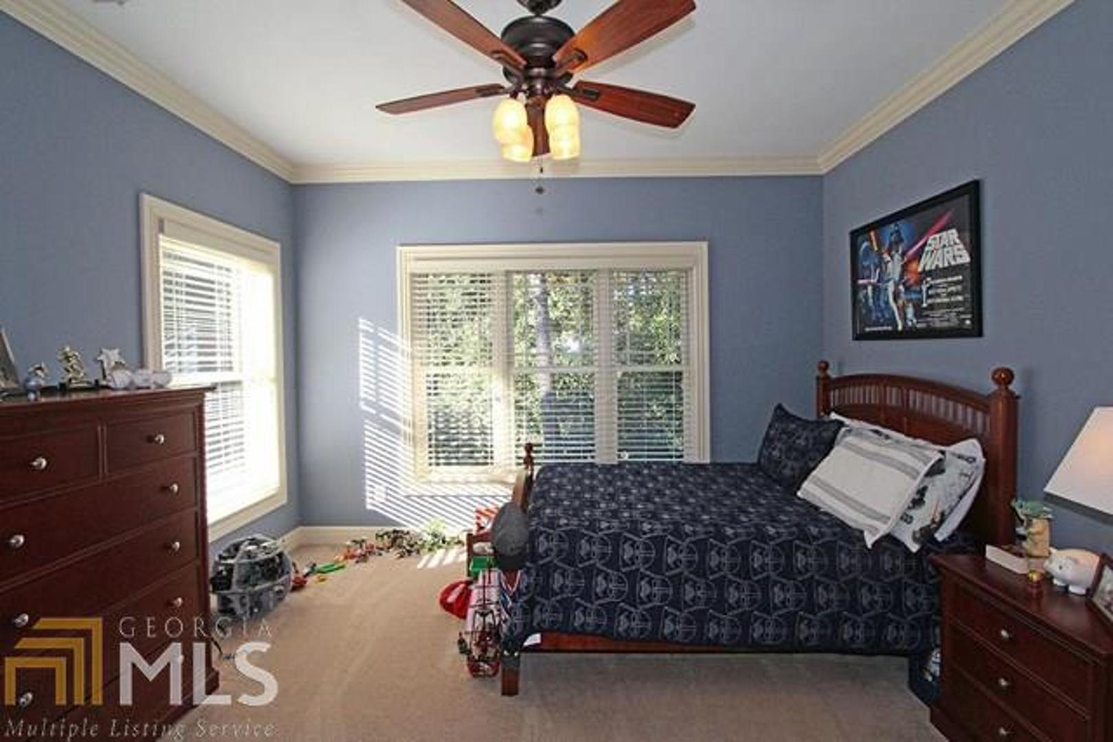 Pine Hills - Residential