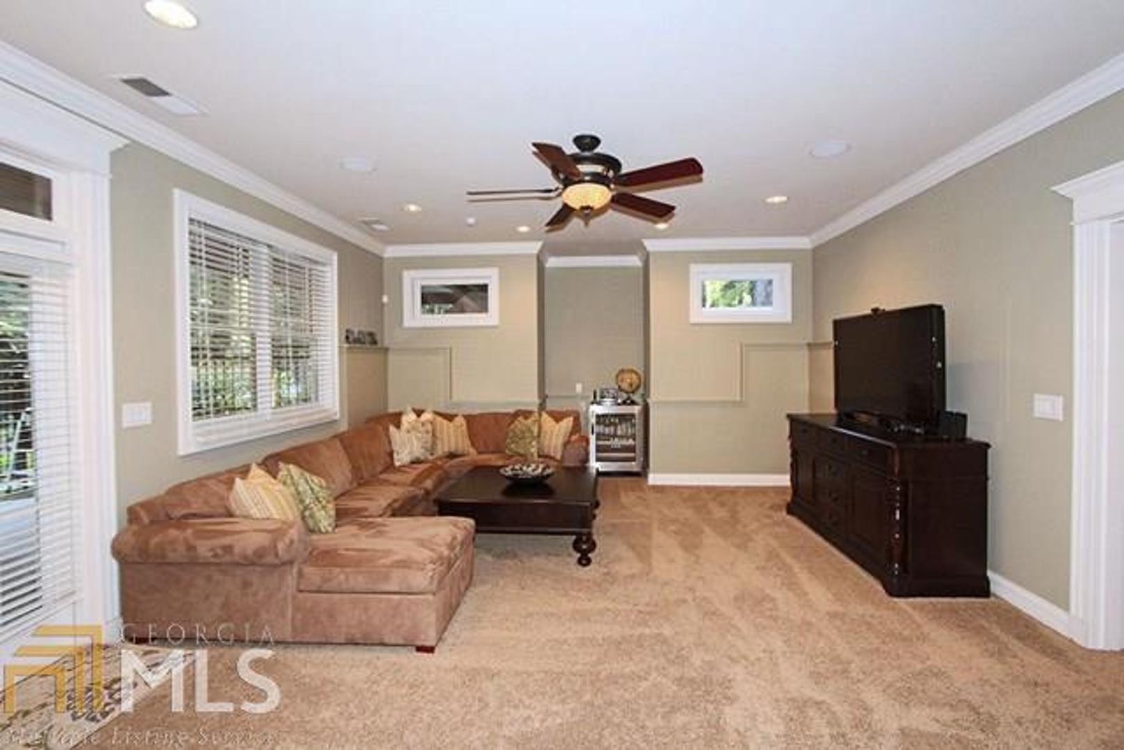 Pine Hills - Residential