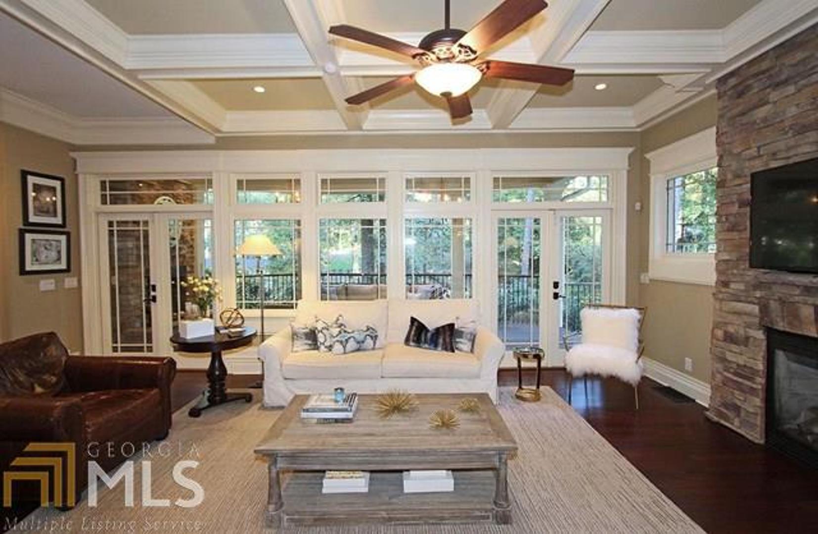 Pine Hills - Residential