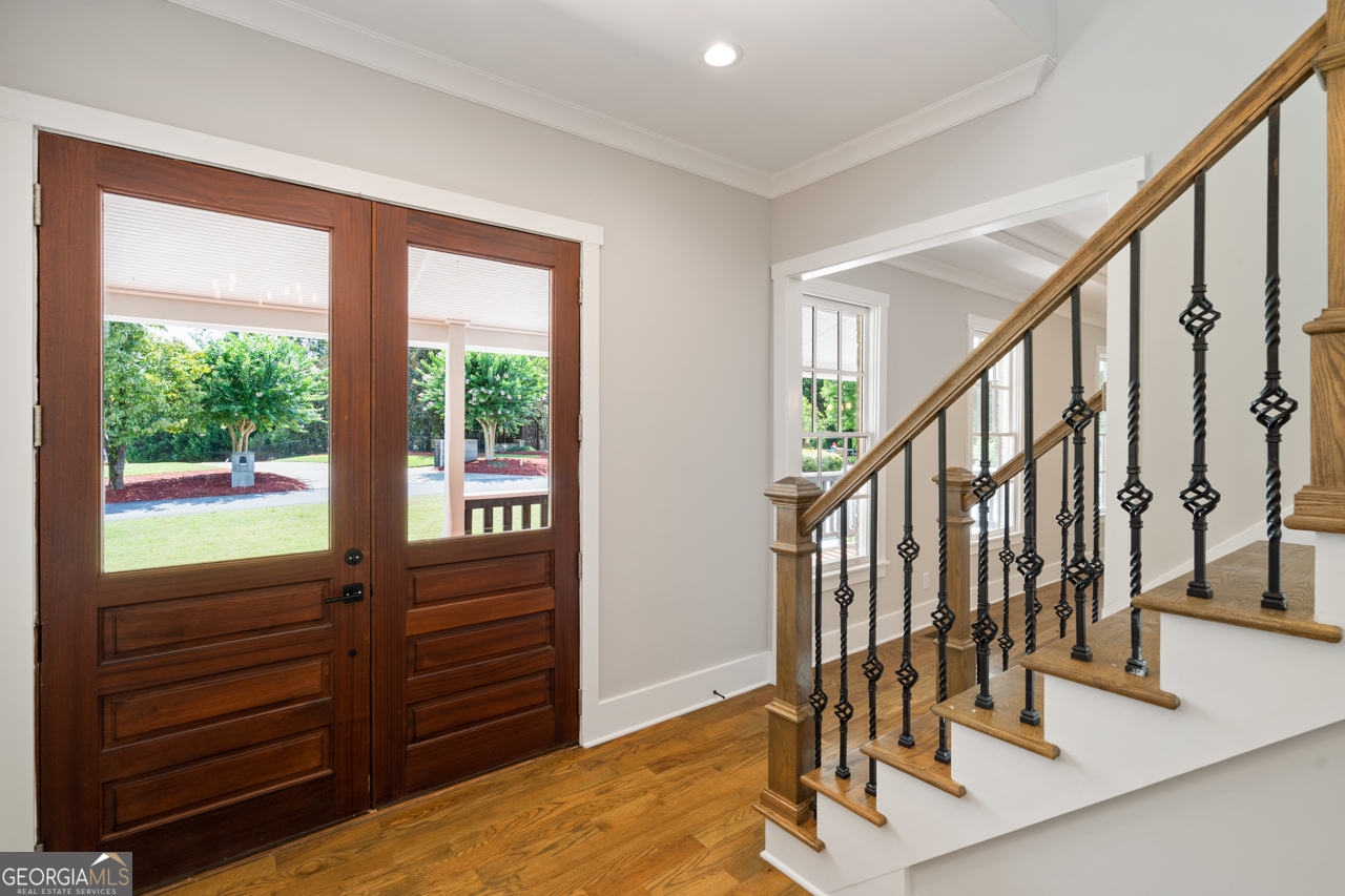 923 Oak DR