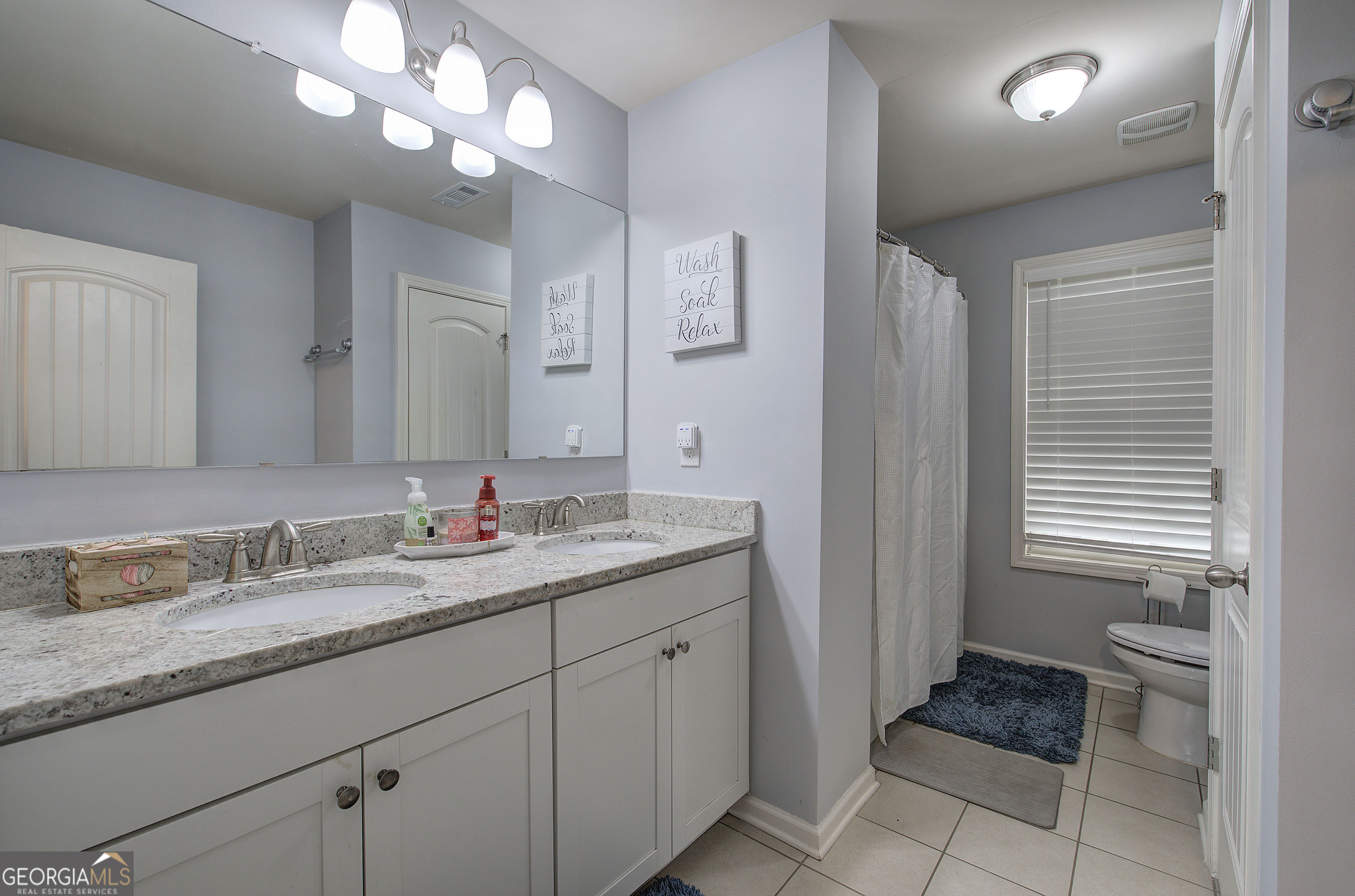 Canton, Georgia 30115, United States, 4 Bedrooms Bedrooms, ,3 BathroomsBathrooms,Residential,Active,251000